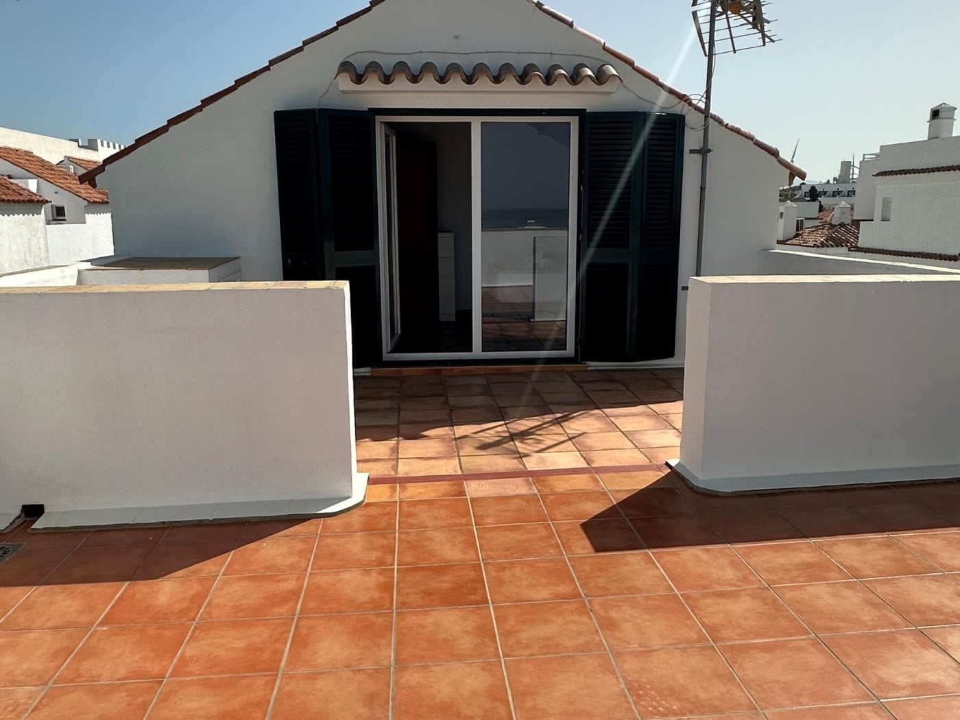 image Apartamento en el pueblo, 1ª línea de playa- 4 Pax - 11