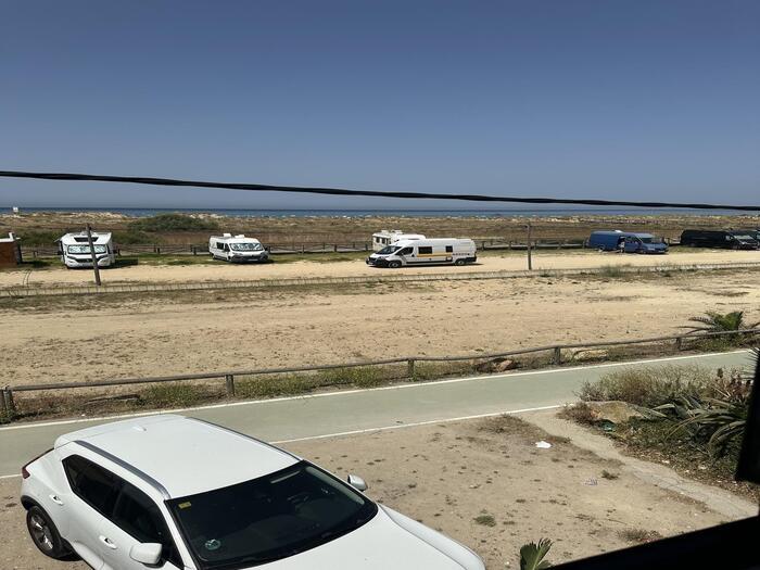 image Apartamento de 1 dormitorio en el pueblo, 1ª línea de playa- 12