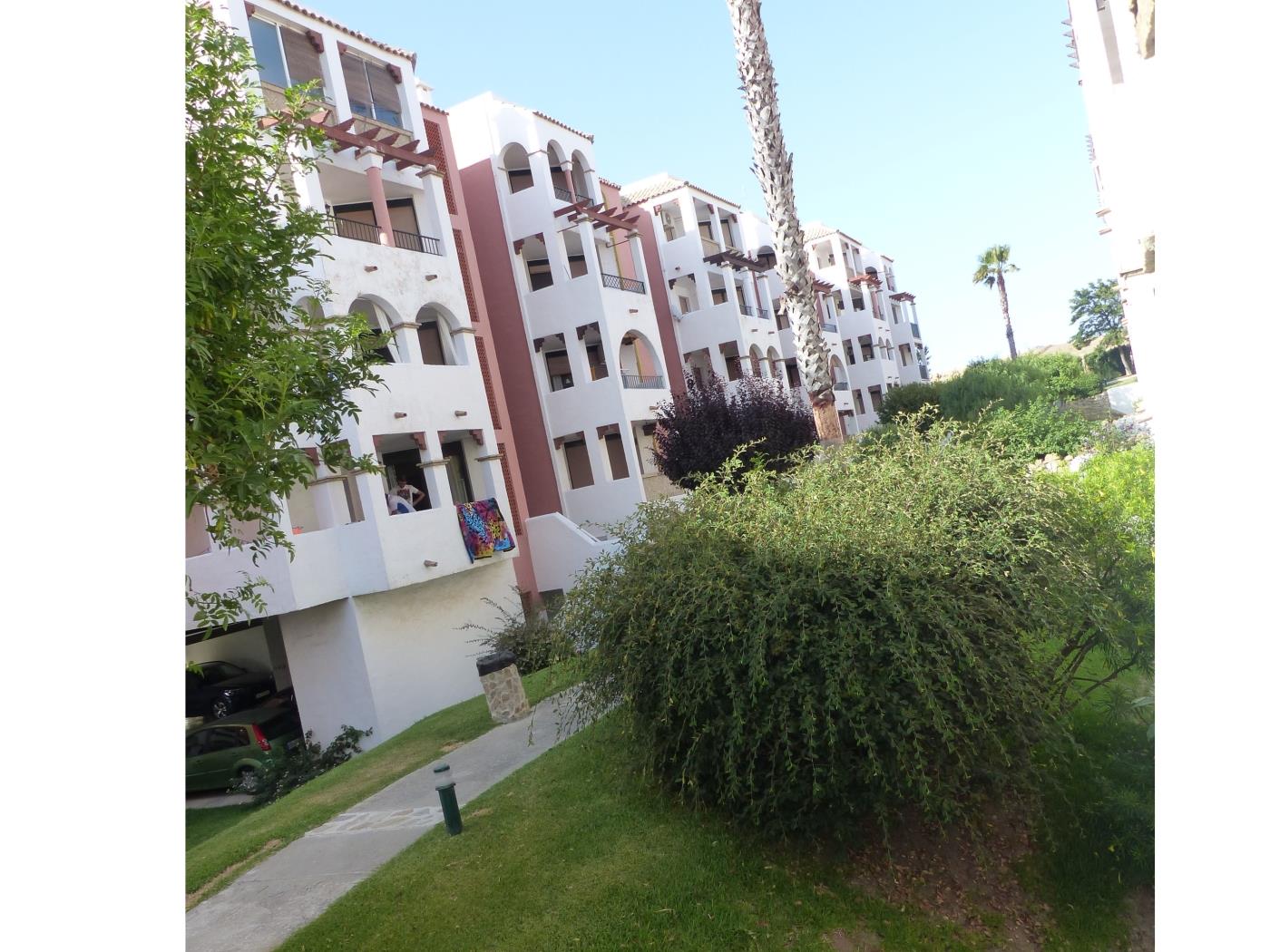 image Apartamento de 2 dormitorios en Urb. Atlanterra Sol 11