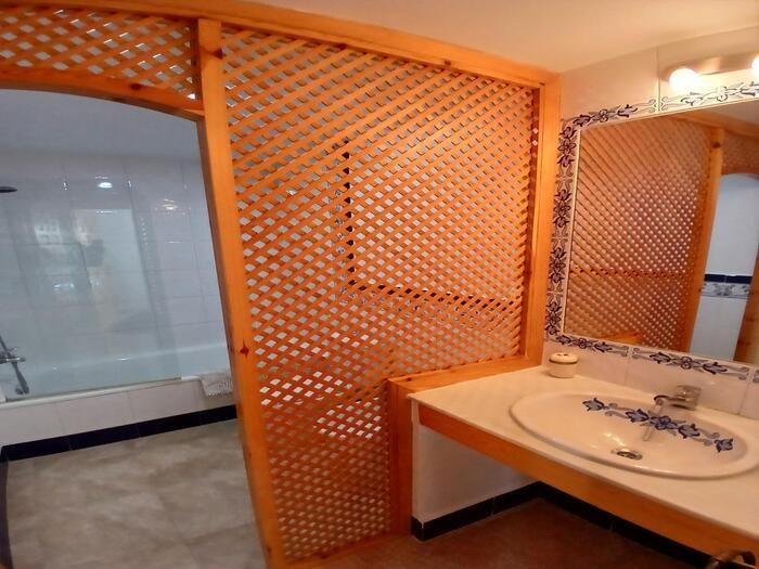 image 2 bedroom + 1 bathroom apartment in Urb. Atlanterra Costa 12