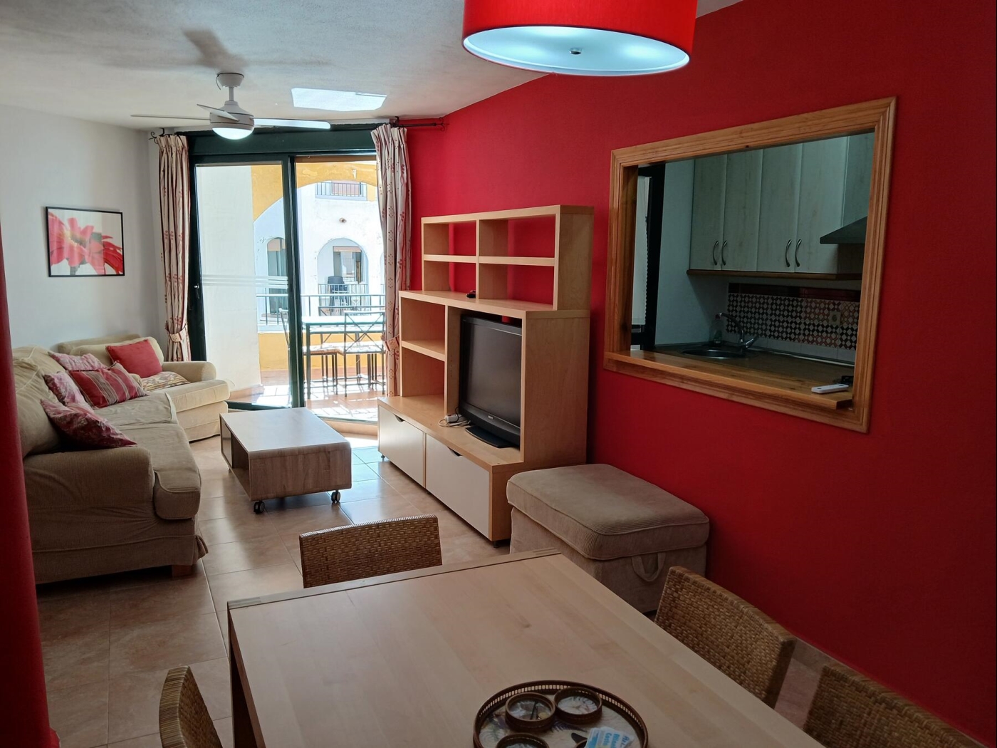 image 2 bedroom + 1 bathroom apartment in Urb. Atlanterra Costa 2