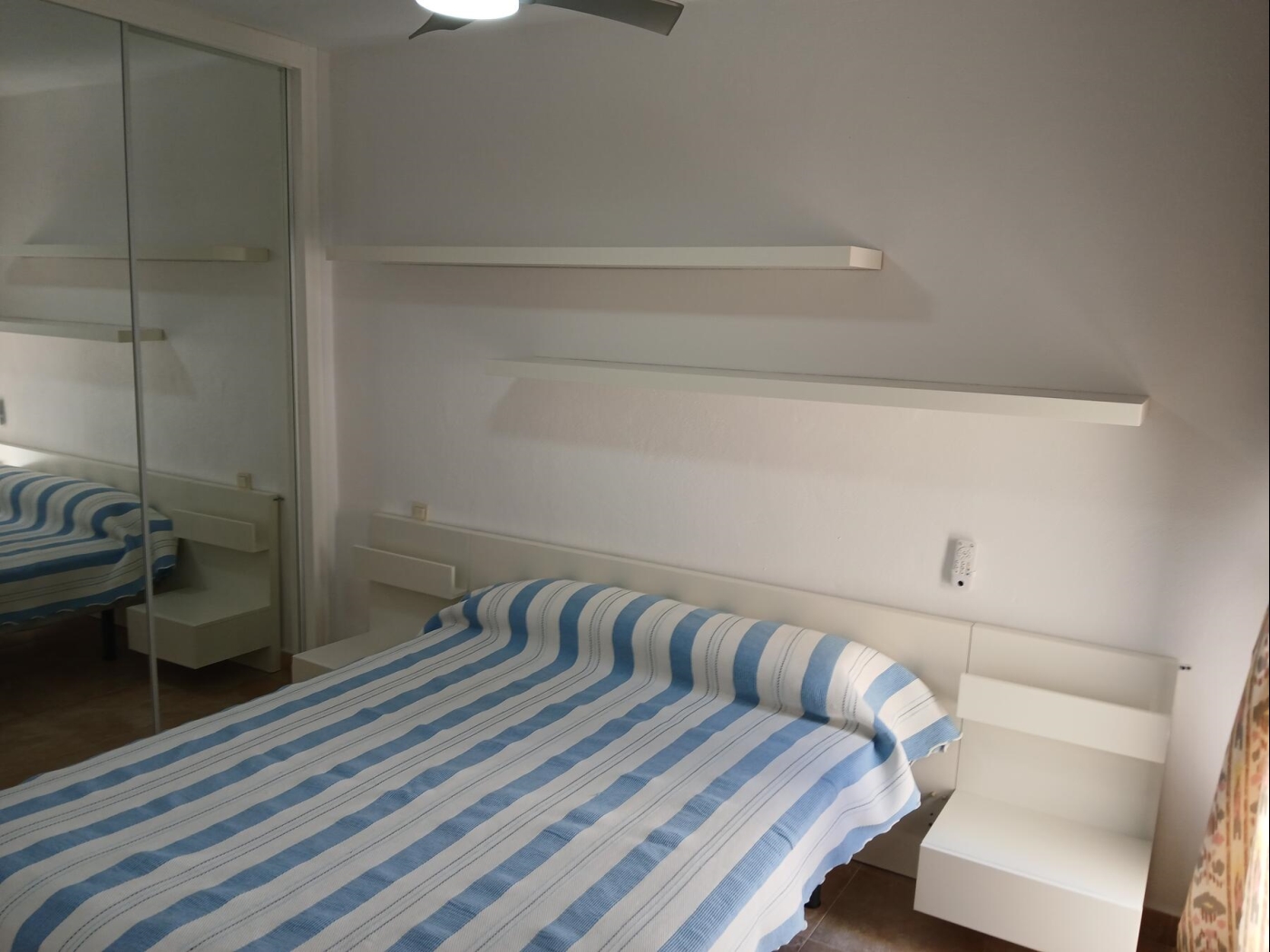 image 2 bedroom + 1 bathroom apartment in Urb. Atlanterra Costa 5