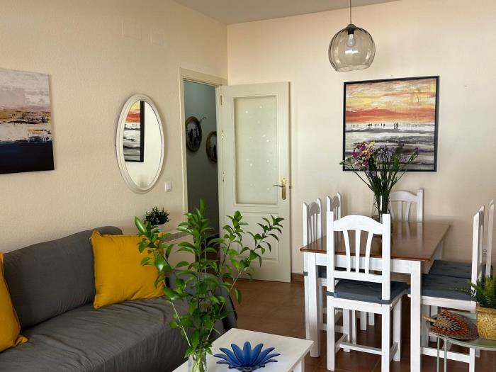 image Apartamento de 1 dormitorio con piscina en el pueblo de Zahara 1