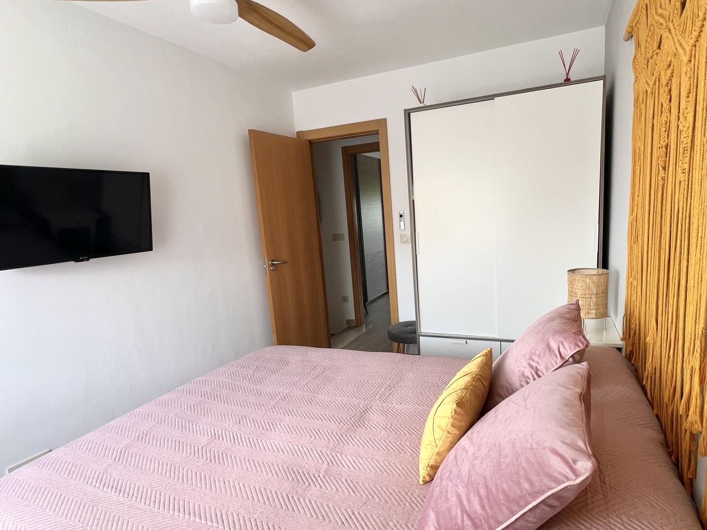 image Casa adosada de 2 dormitorios en Urb. Jarales Golf ( 5 Pax ) 1