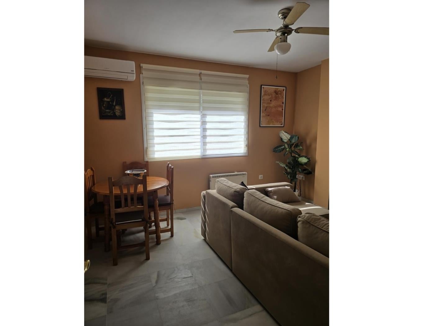 image Ático en el pueblo de 2 dormitorios con piscina y garaje- 0