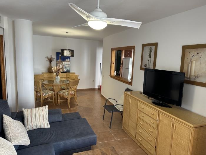 Apartamento de 2 dormitorios en Urb. Atl. Costa-4 Pax-