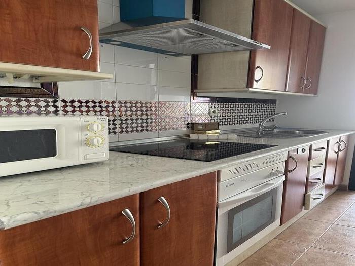 image Apartamento de 2 dormitorios en Urb. Atl. Costa-4 Pax- 6