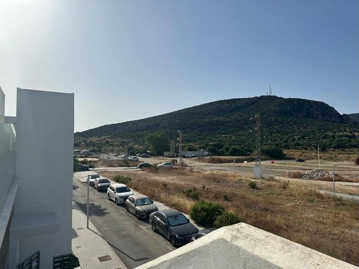 image Apartamento en el pueblo de 3 dormitorios con piscina y garaje 13