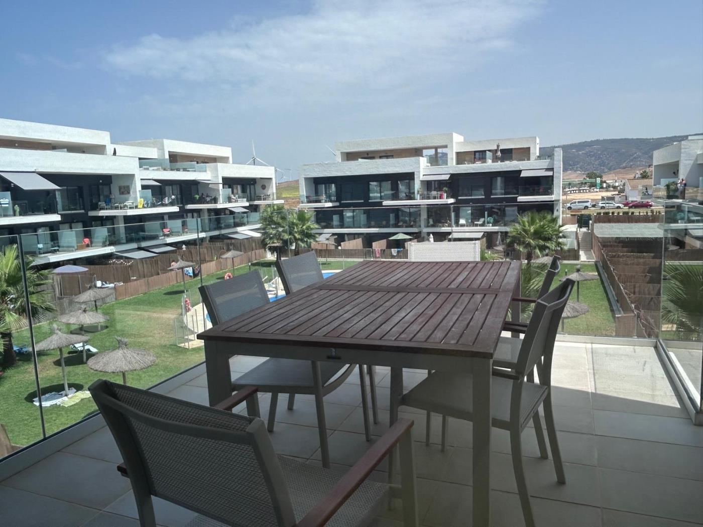 image Ático a estrenar en el pueblo de 3 dormitorios-piscina y garaje 1