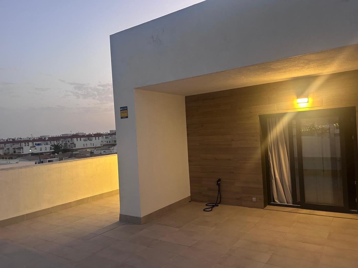 image Ático a estrenar en el pueblo de 3 dormitorios-piscina y garaje 9