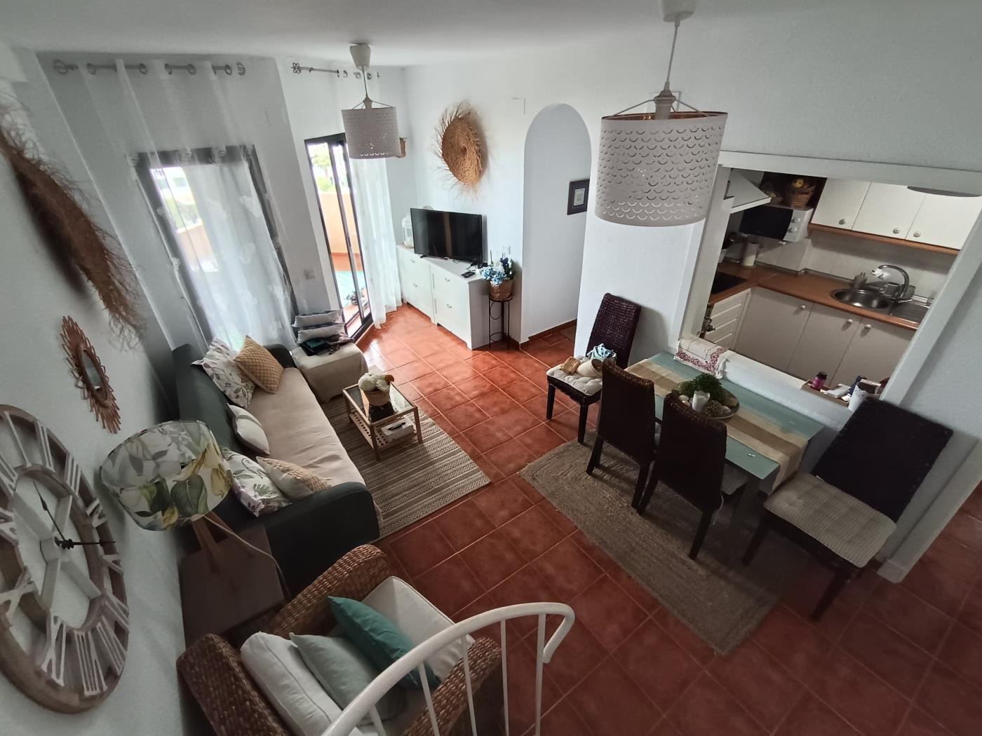 image Bonito ático con vistas directas al mar- Urb. Mar de Plata 2