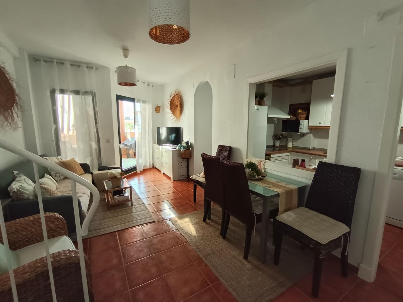 image Bonito ático con vistas directas al mar- Urb. Mar de Plata 4