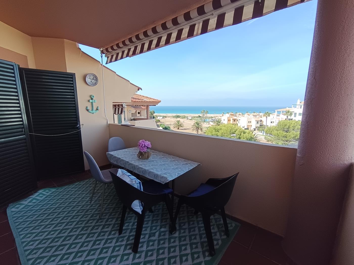 image Bonito ático con vistas directas al mar- Urb. Mar de Plata 5