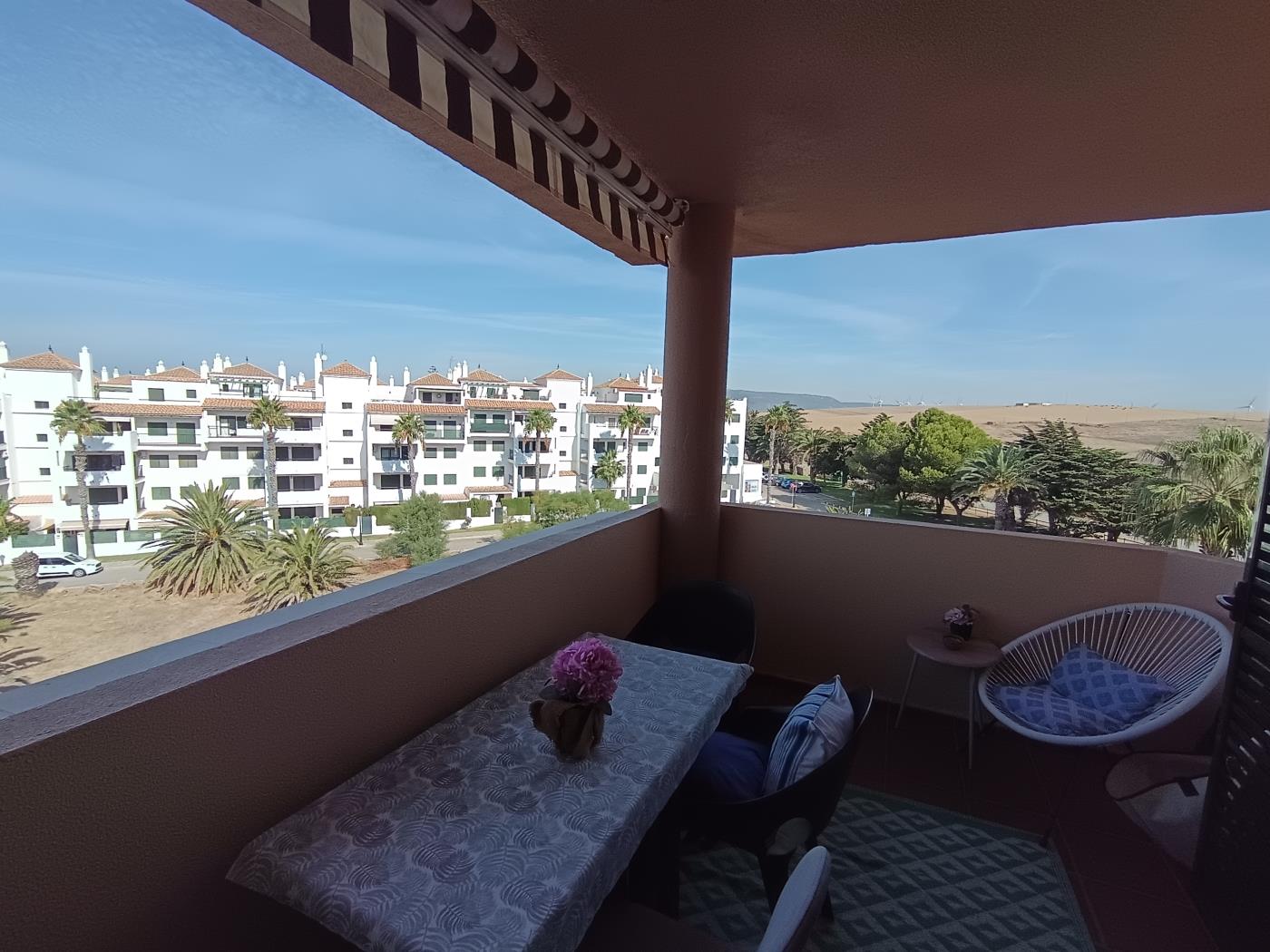 image Bonito ático con vistas directas al mar- Urb. Mar de Plata 6