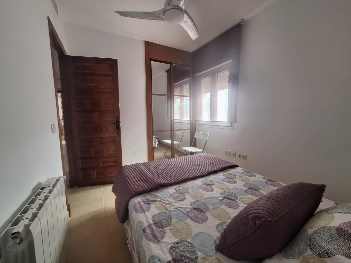 image FANTÁSTICA CASA ADOSADA EN LA TAHONA DE 3 DORMITORIOS + 2 BAÑOS. 20
