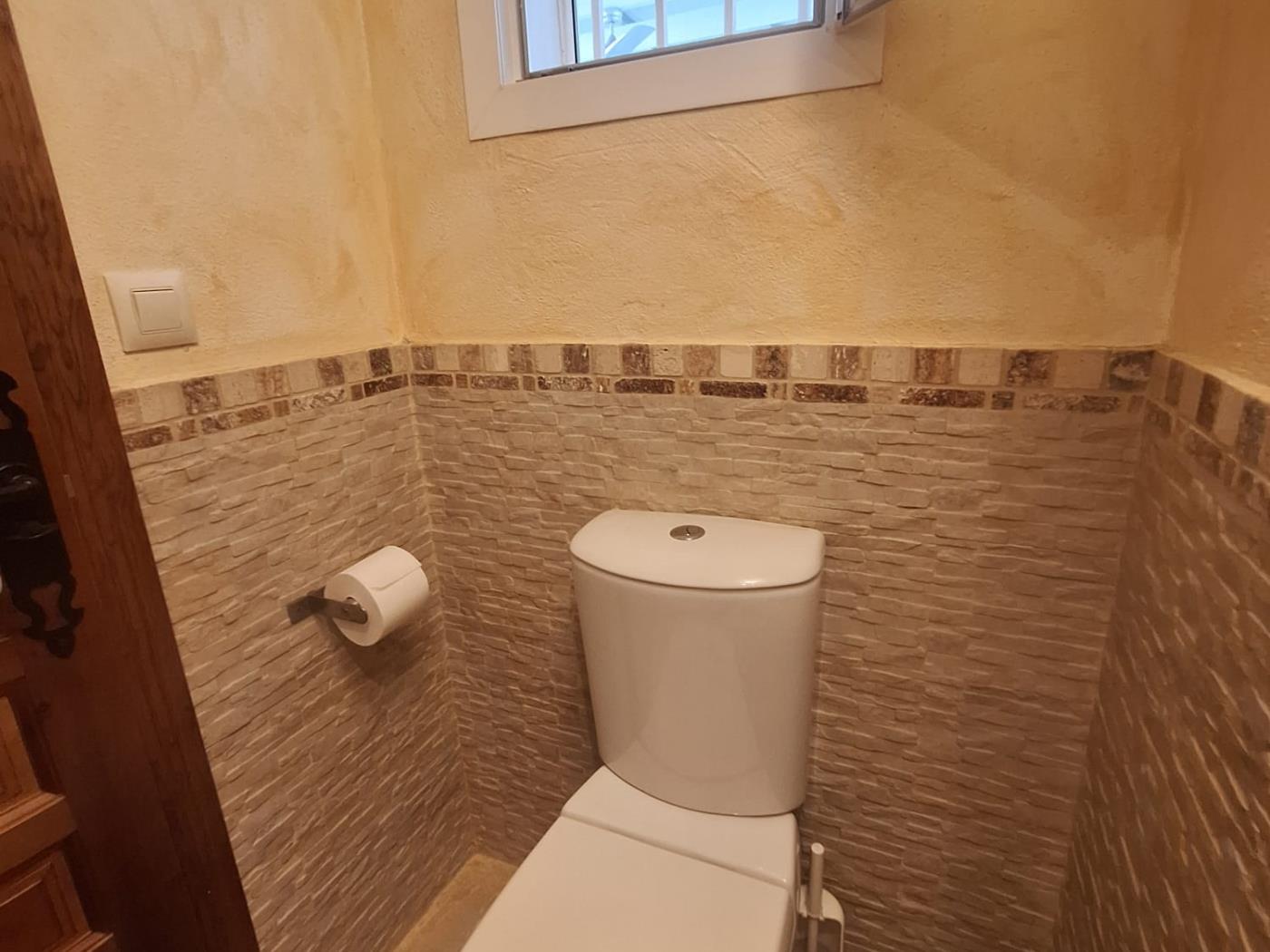 image FANTÁSTICA CASA ADOSADA EN LA TAHONA DE 3 DORMITORIOS + 2 BAÑOS. 25