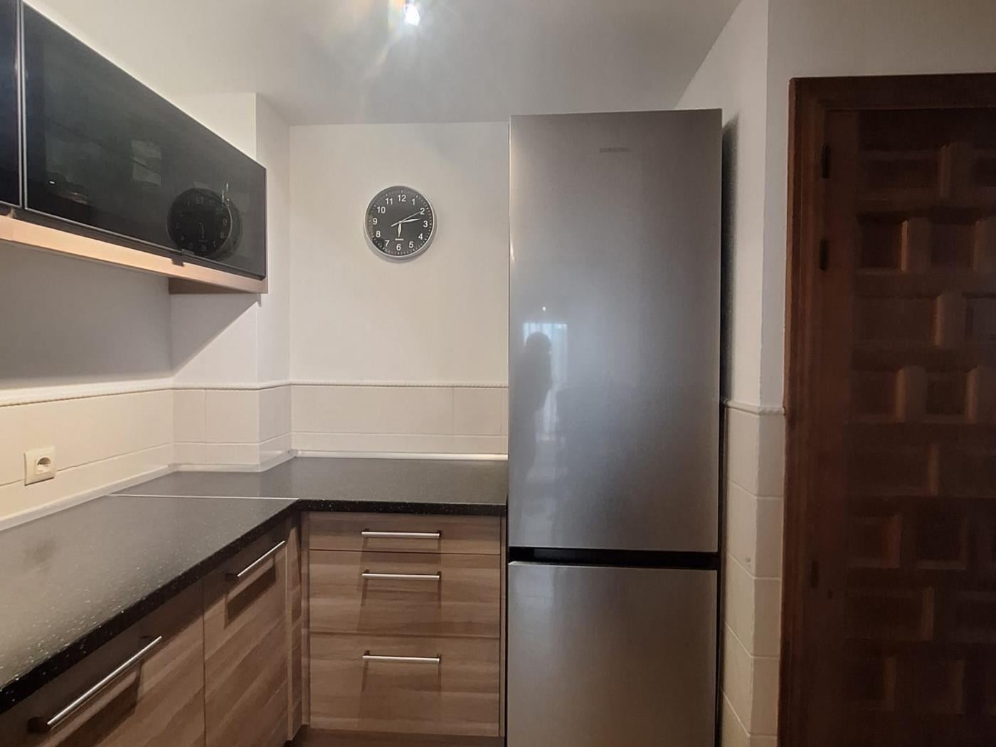 image FANTÁSTICA CASA ADOSADA EN LA TAHONA DE 3 DORMITORIOS + 2 BAÑOS. 37