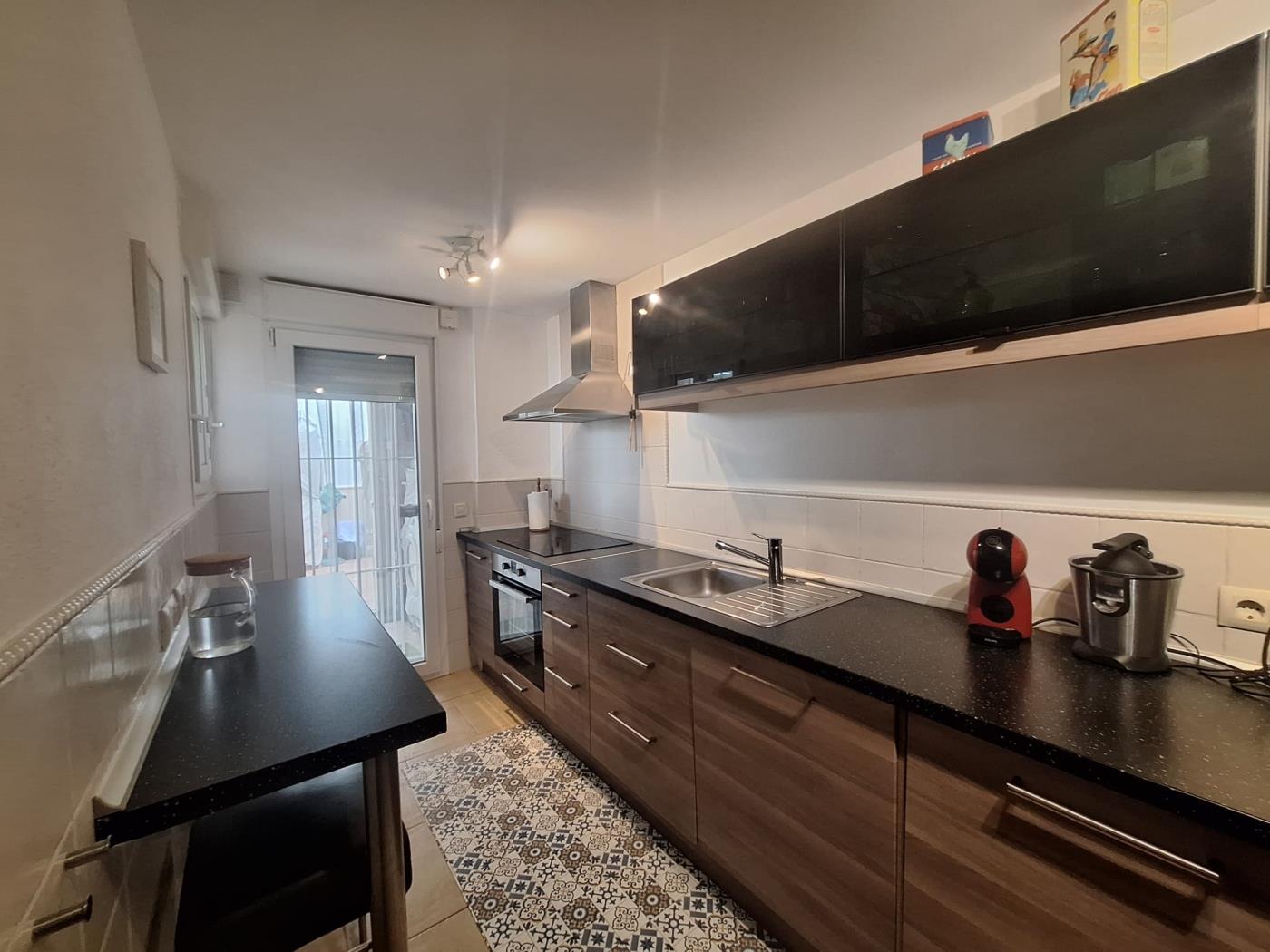 image FANTÁSTICA CASA ADOSADA EN LA TAHONA DE 3 DORMITORIOS + 2 BAÑOS. 38