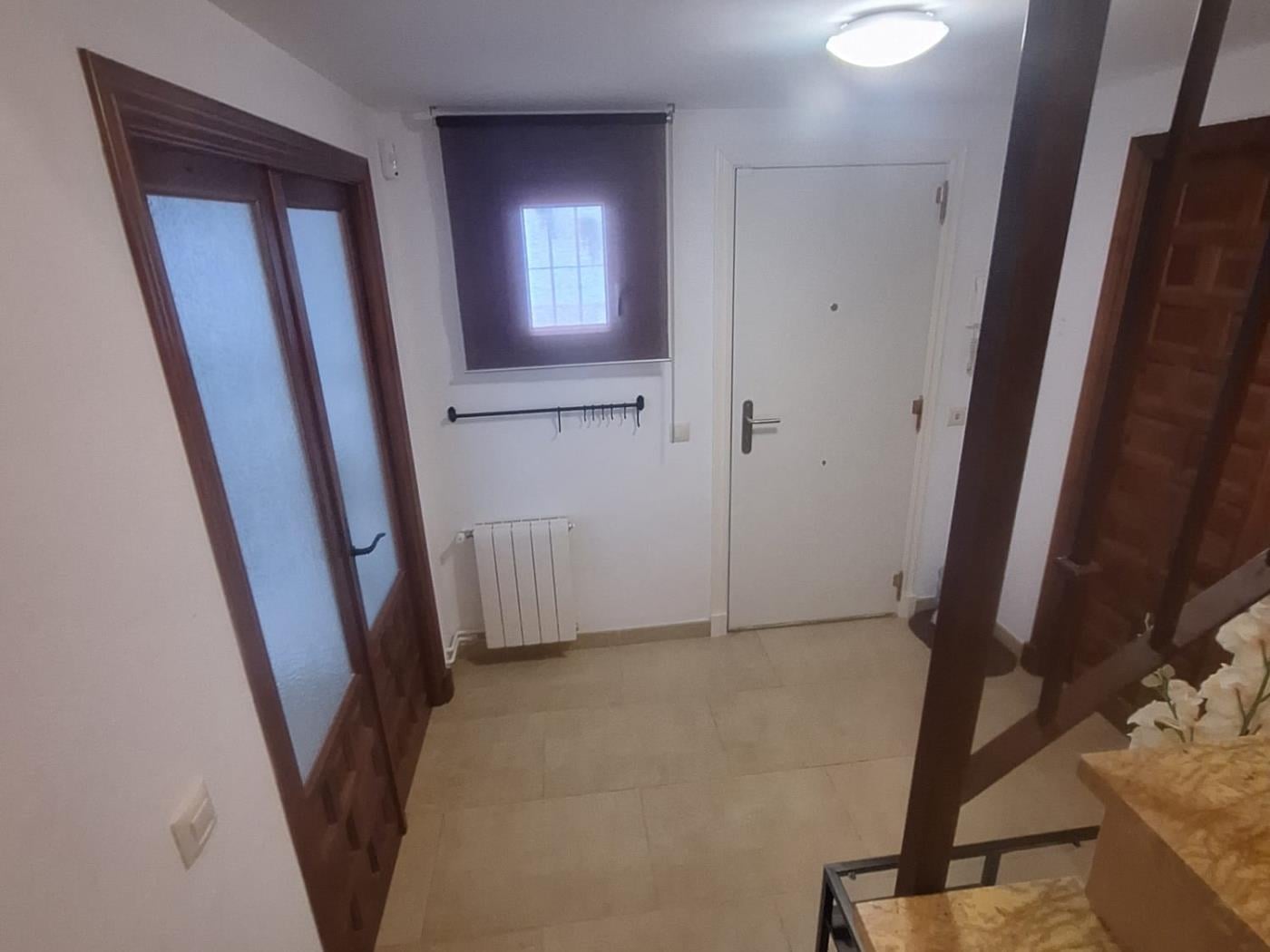 image FANTÁSTICA CASA ADOSADA EN LA TAHONA DE 3 DORMITORIOS + 2 BAÑOS. 41