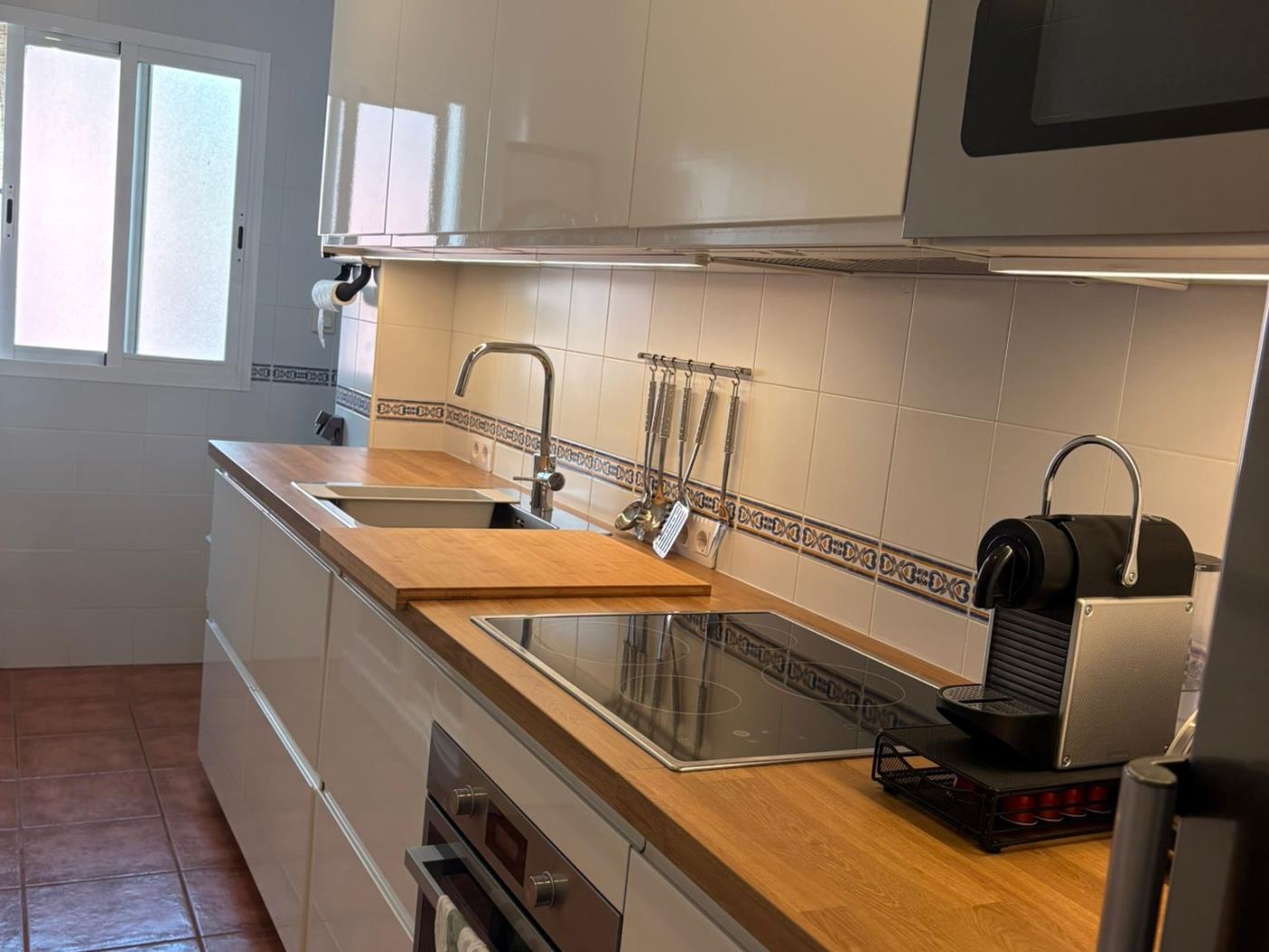 image -FANTÁSTICO APARTAMENTO EN COSTA ZAHARA DE 3 DORMITORIOS + 2 BAÑOS. 13