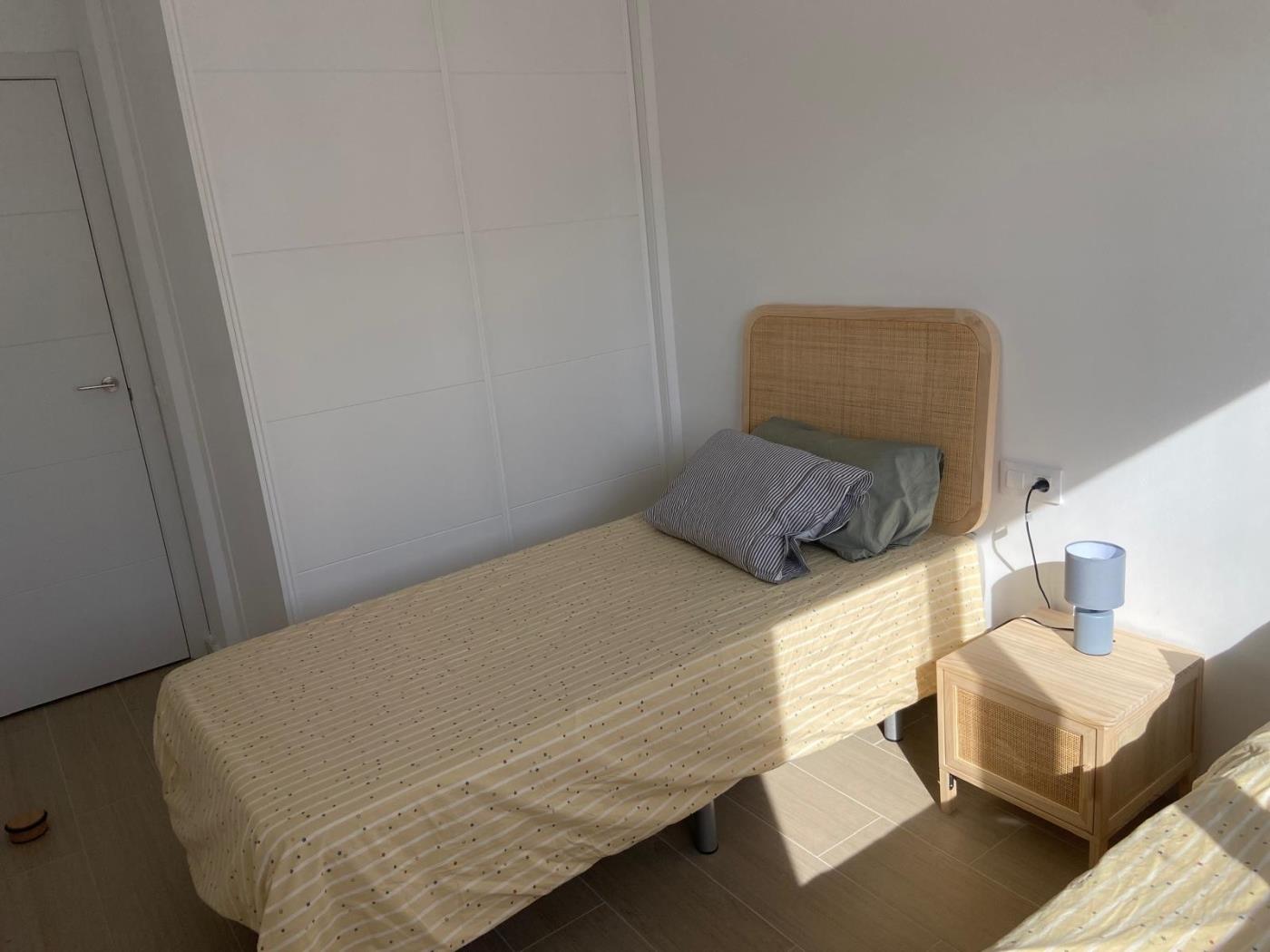 image Apartamento a estrenar de 2 dormitorios y 2 baños. 13