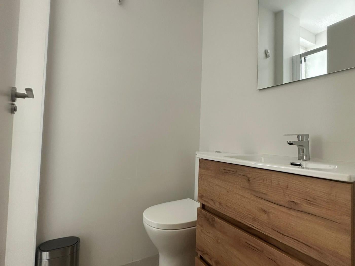 image Nuevo y acogedor apartamento de 1 dormitorio en pleno centro. 5