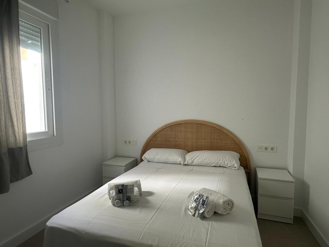 image Nuevo y acogedor apartamento de 1 dormitorio en pleno centro. 3